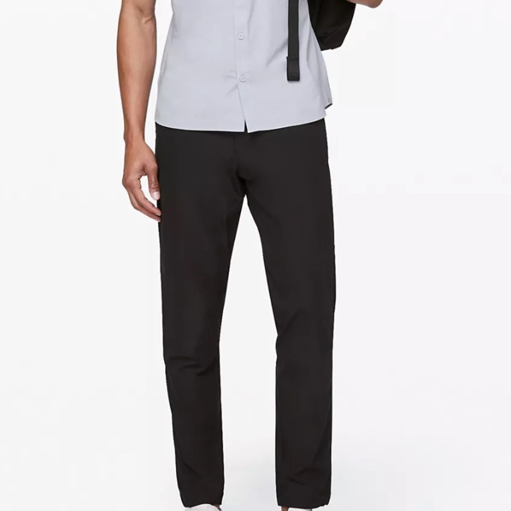 MENS Lululemon Commission Pant! EUC. Size 32.  Barely or never worn! Black color